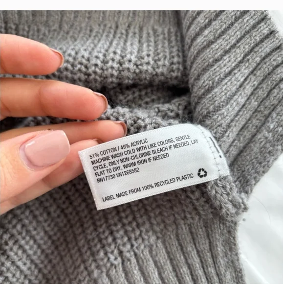 Gray V-Neck Women's Sweater - Picture 4 of 4